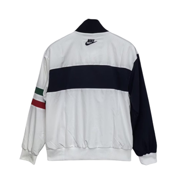 Coupe-vent Rétro Inspiré des Années 90 en Italie