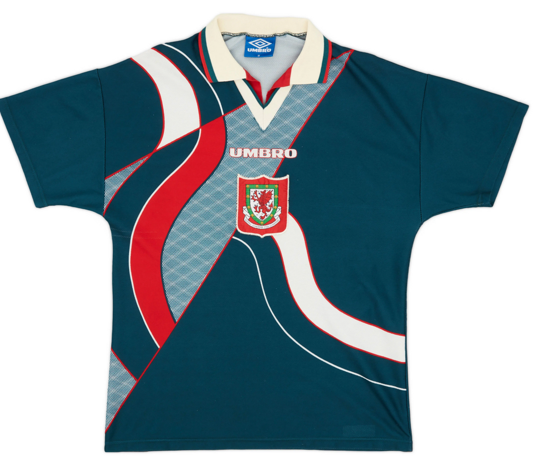 Wales 1995/96 (Away)