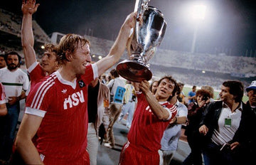 Hambourg SV 1982/83 (Extérieur)